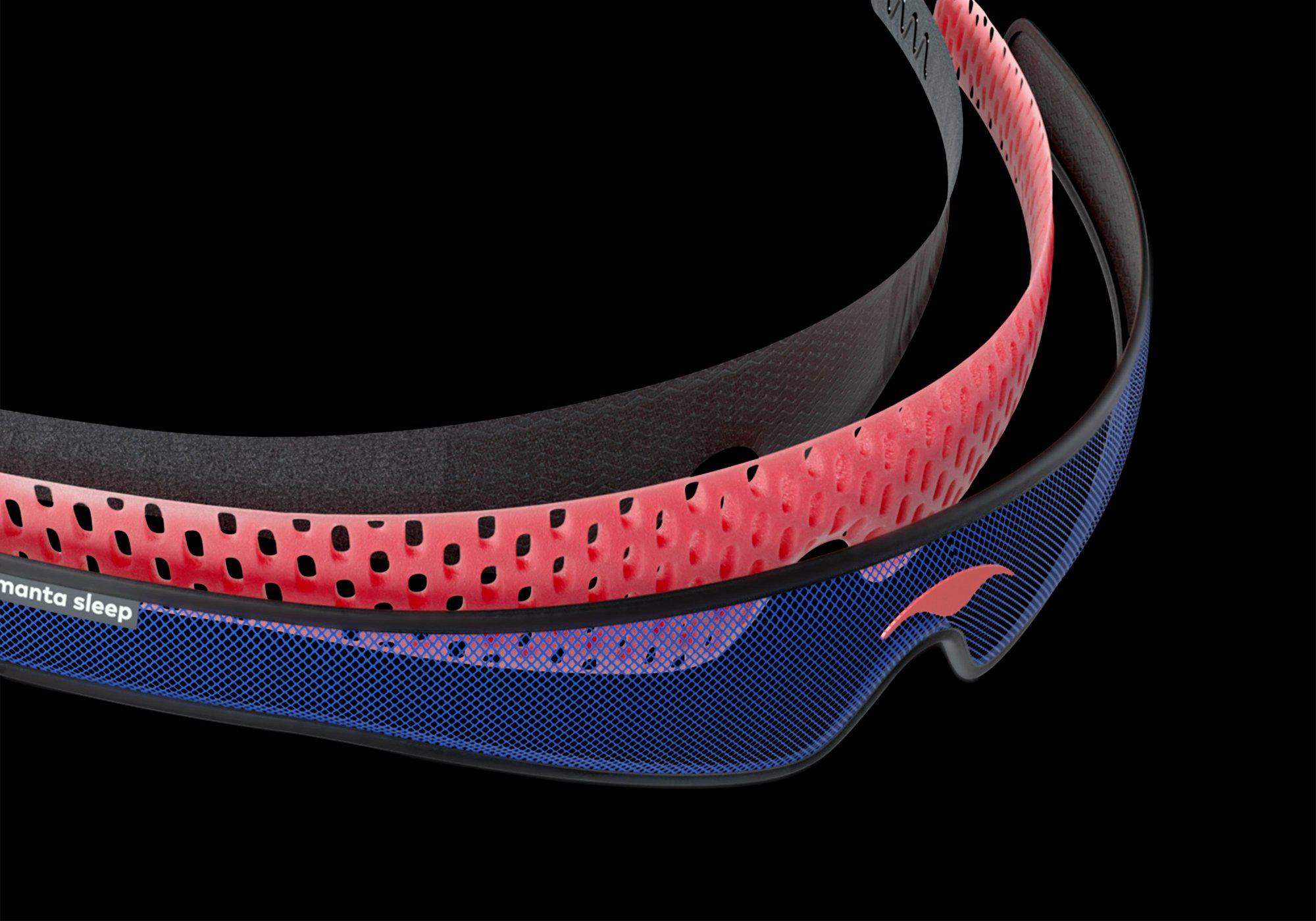 Exploded 3D diagram showing the layered construction of the head strap, including outer mesh, perforated foam, and inner lining.